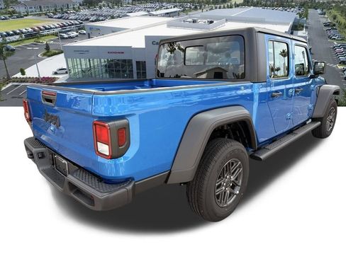 New 2026 Jeep Gladiator Sport AWD/4WD image 4