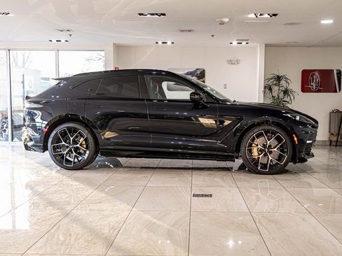 New 2026 Aston Martin DBX 707 image 9