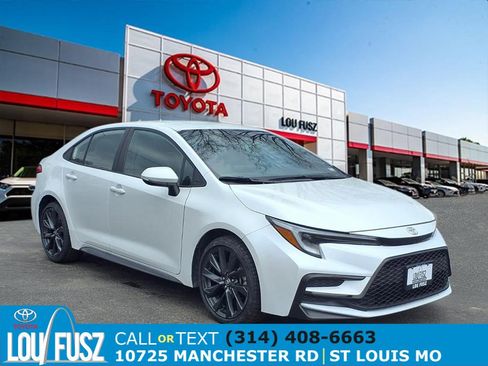 Certified 2024 Toyota Corolla SE image 1