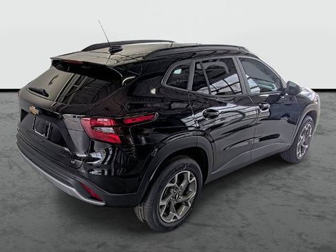New 2026 Chevrolet Trax LT w/ Driver Confidence Package FWD image 14