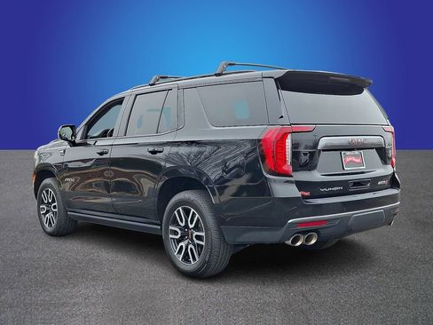 Used 2022 GMC Yukon AT4 image 4