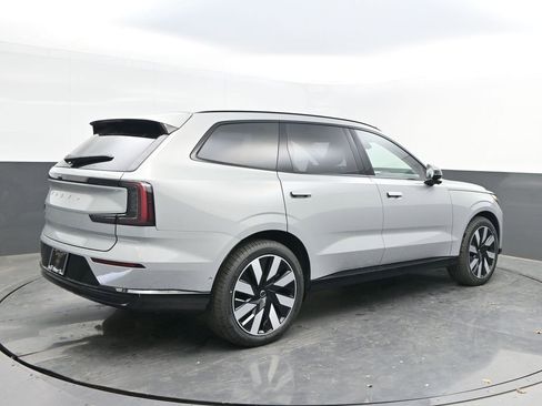 Used 2025 Volvo EX90 Ultra image 7