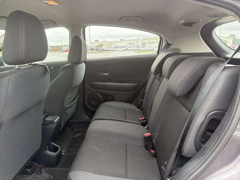 Certified 2021 Honda HR-V LX image 11