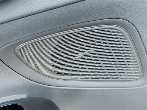 Used 2025 Mercedes-Benz C 300 4MATIC Sedan image 25