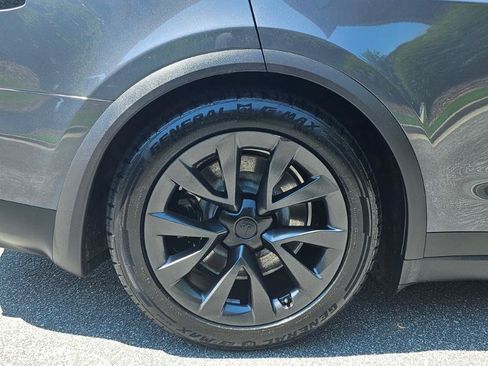 Used 2023 Tesla Model X AWD/4WD image 16