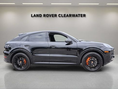 Used 2026 Porsche Cayenne S AWD/4WD image 6