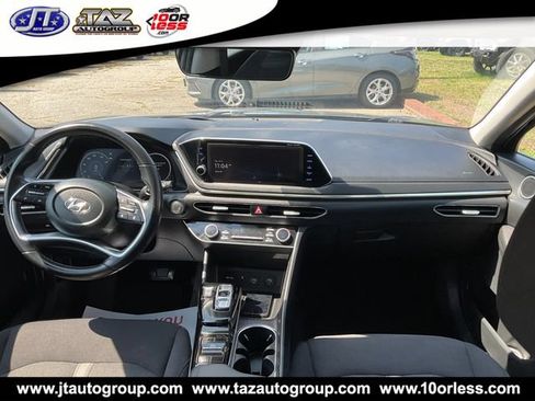 Used 2023 Hyundai Sonata SEL w/ Convenience Package FWD image 8