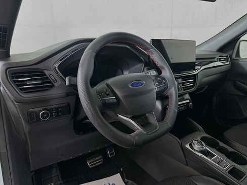 Used 2023 Ford Escape ST-Line Select w/ Tech Pack #2 AWD/4WD image 9