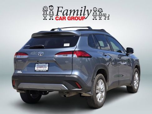 Used 2024 Toyota Corolla Cross LE FWD image 4