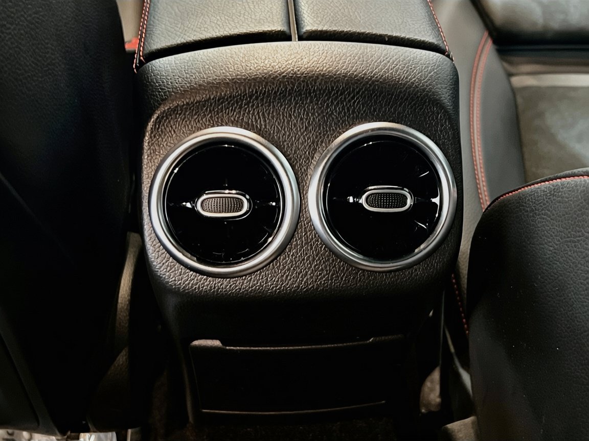 Used 2020 Mercedes-Benz CLA 250 4MATIC image 18