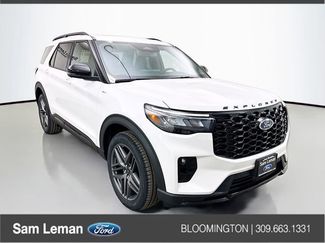 New 2026 Ford Explorer ST-Line video 1