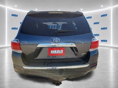 Used 2012 Toyota Highlander 4WD w/ Tech Pkg image 4