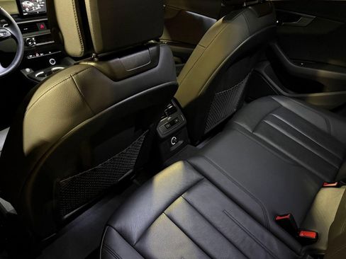 Used 2019 Audi A4 2.0T Premium image 21