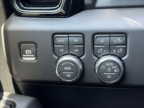 New 2026 GMC Sierra 2500 AT4X AWD/4WD image 16