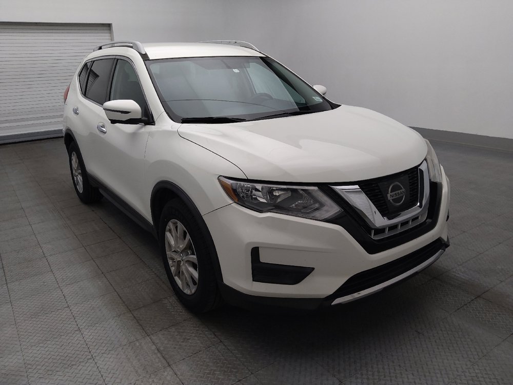 Used 2017 Nissan Rogue SV w/ SV Premium Package FWD image 13