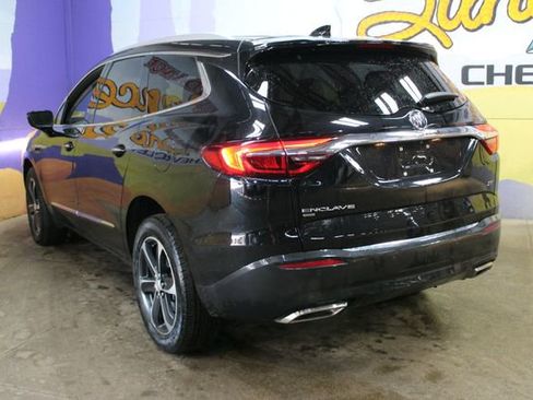 Used 2021 Buick Enclave Essence w/ Sun And Navigation Package AWD/4WD image 6