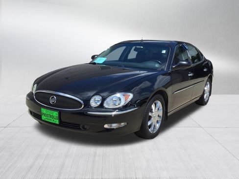 Used 2005 Buick LaCrosse CXS w/ Gold Convenience Package FWD image 2