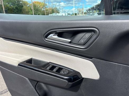 Used 2024 Honda Prologue EX image 17