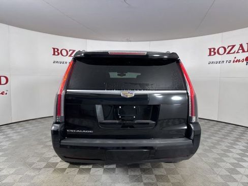 Used 2016 Cadillac Escalade Base image 7