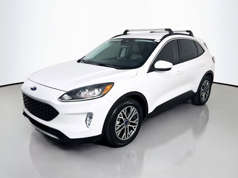 Used 2021 Ford Escape SEL w/ Technology Package FWD image 4