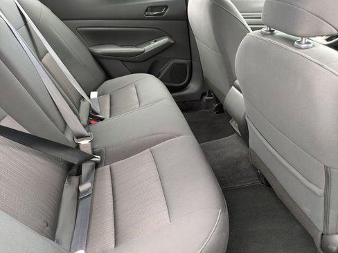 Used 2025 Nissan Altima 2.5 SV FWD image 30