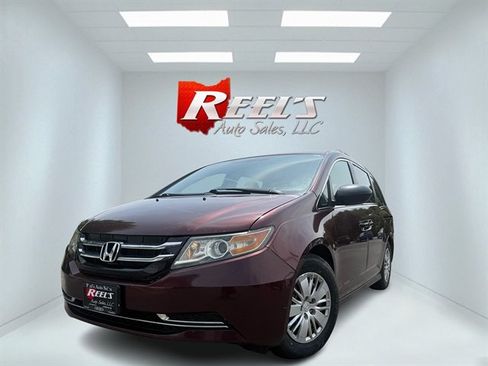 Used 2014 Honda Odyssey LX image 1