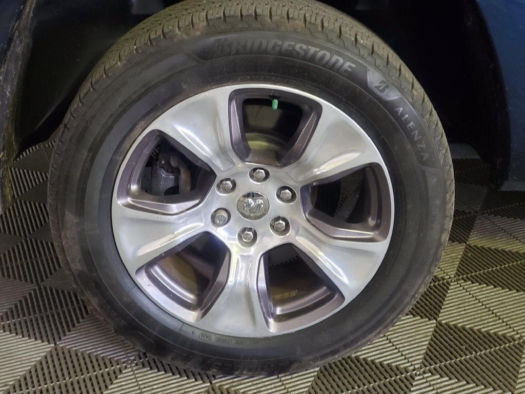 Used 2020 RAM 1500 Laramie AWD/4WD image 30