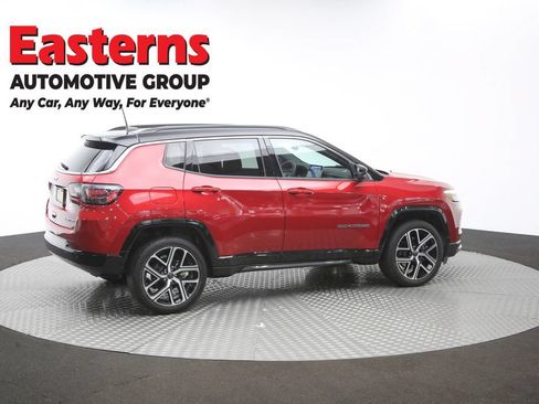 Used 2025 Jeep Compass Limited w/ Elite Group AWD/4WD image 43
