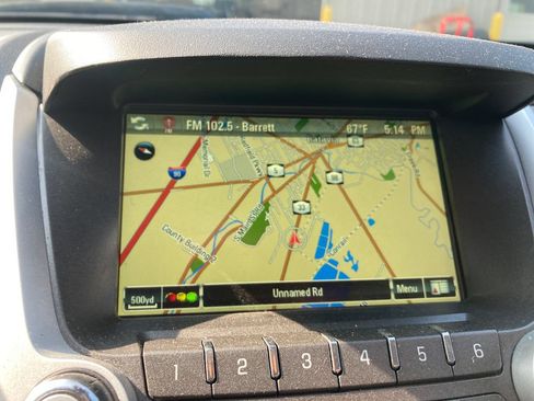 Used 2017 Chevrolet Equinox LT w/ Convenience Package AWD/4WD image 25