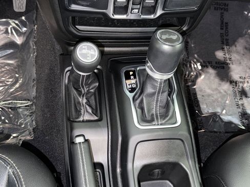 Used 2023 Jeep Wrangler Unlimited Sahara w/ Cold Weather Group image 22