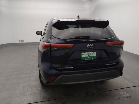 Used 2020 Toyota Highlander Limited image 6