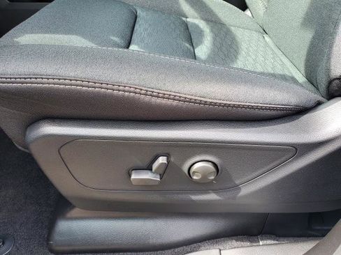 New 2026 RAM 1500 Big Horn w/ Night Edition image 6