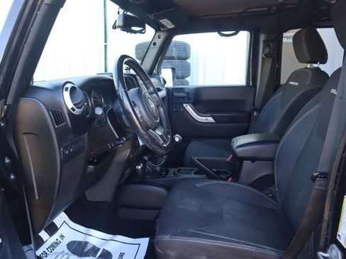 Used 2014 Jeep Wrangler Unlimited Rubicon w/ Connectivity Group AWD/4WD image 57
