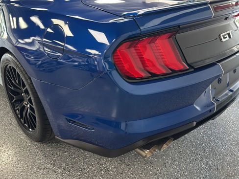 Used 2018 Ford Mustang GT Premium RWD image 31
