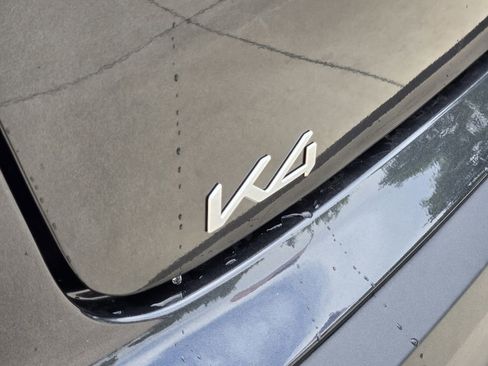 New 2026 Kia K4 FWD image 8