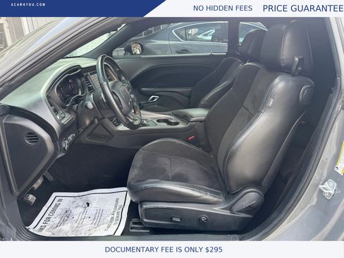 Used 2023 Dodge Challenger R/T w/ Plus Package image 13