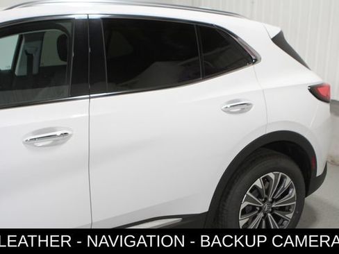 Used 2024 Buick Envision Preferred AWD/4WD image 10