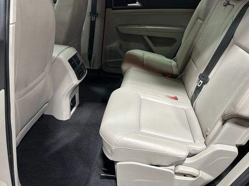Used 2019 Volkswagen Atlas SE w/ Panoramic Sunroof Package AWD/4WD image 11