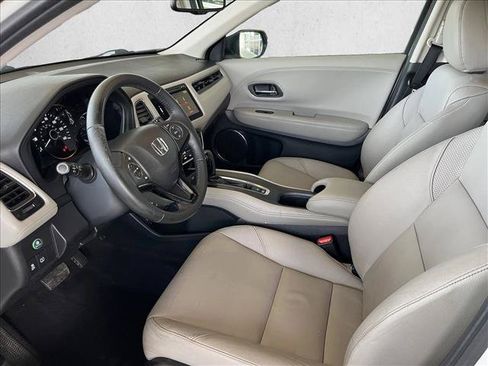 Used 2016 Honda HR-V EX-L image 9
