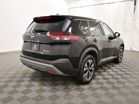 Used 2023 Nissan Rogue SV AWD/4WD image 8