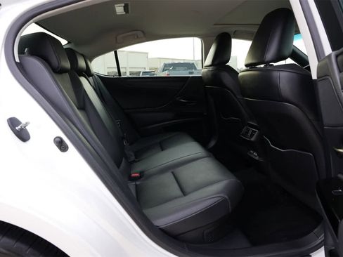 Used 2022 Lexus ES 300h w/ Premium Package image 21