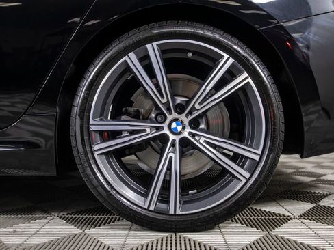 Used 2021 BMW 330i Sedan w/ M Sport Package image 43