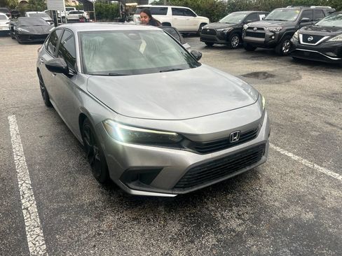 Used 2022 Honda Civic Sport image 1