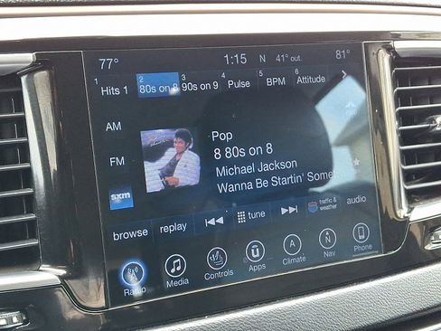 Used 2017 Chrysler Pacifica Touring-L Plus image 18