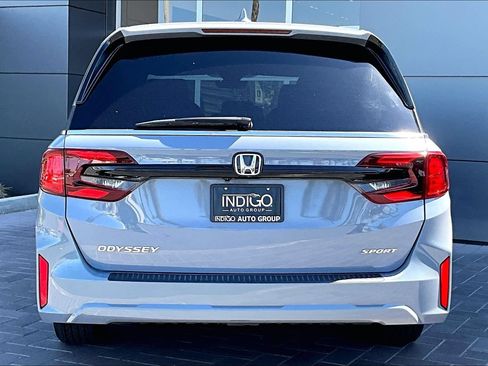 Used 2025 Honda Odyssey Sport-L image 4