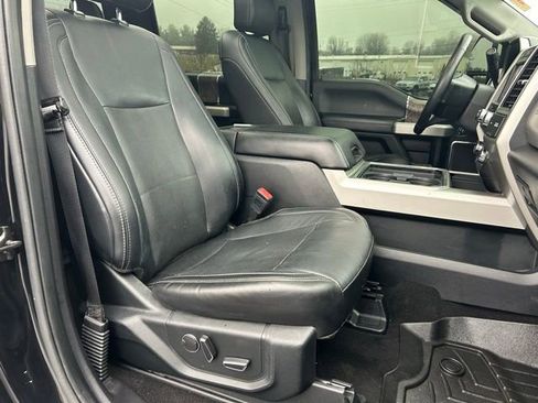Used 2019 Ford F250 Lariat w/ Lariat Ultimate Package image 32