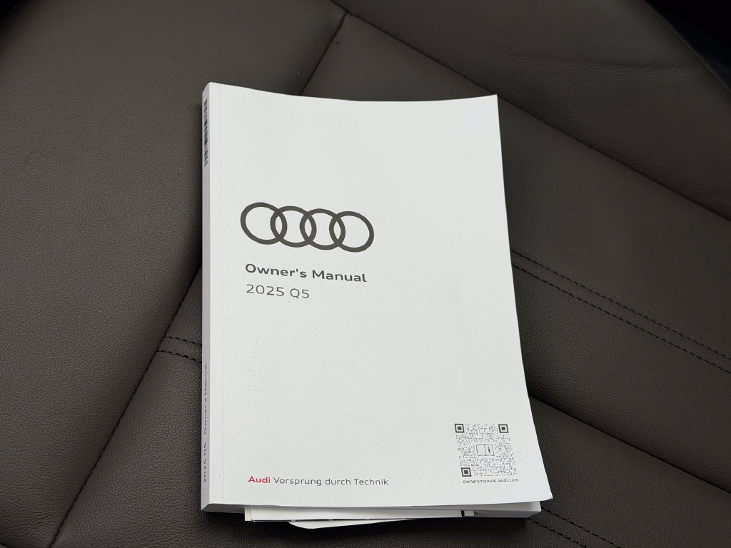 Certified 2025 Audi Q5 Premium w/ Convenience Package AWD/4WD image 10