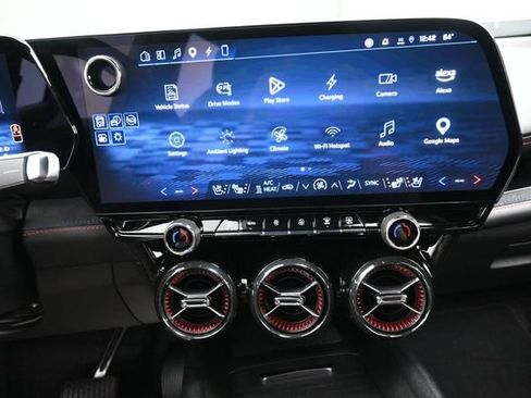 Certified 2024 Chevrolet Blazer EV RS AWD/4WD image 10