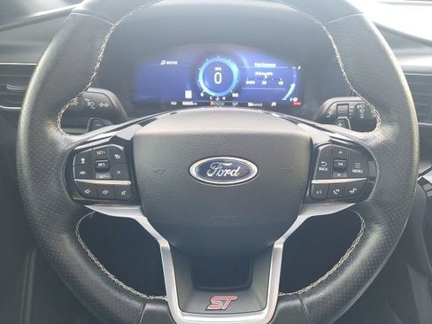 Used 2022 Ford Explorer ST w/ ST Street Pack AWD/4WD image 10