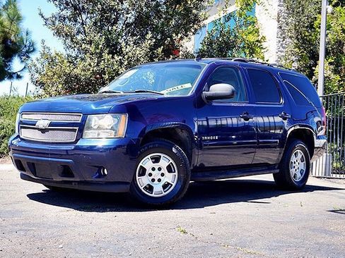 Used 2007 Chevrolet Tahoe LT w/ LT Preferred Equipment Group image 2